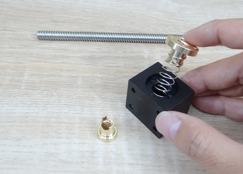 Aluminium housing สำหรับ Nut ลดการคลอน T8 (White)