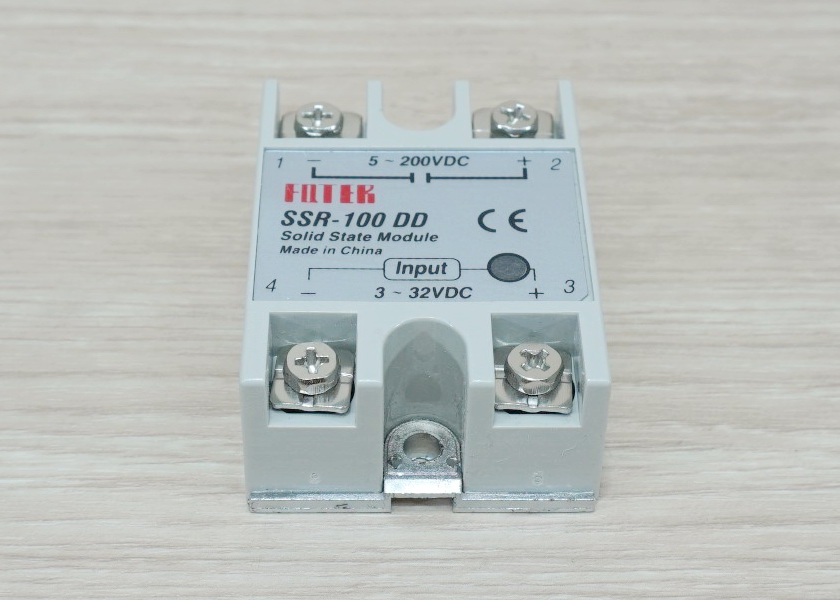 Solid State Relay SSR-100DD, 100A (5-200VDC /3-32VDC)