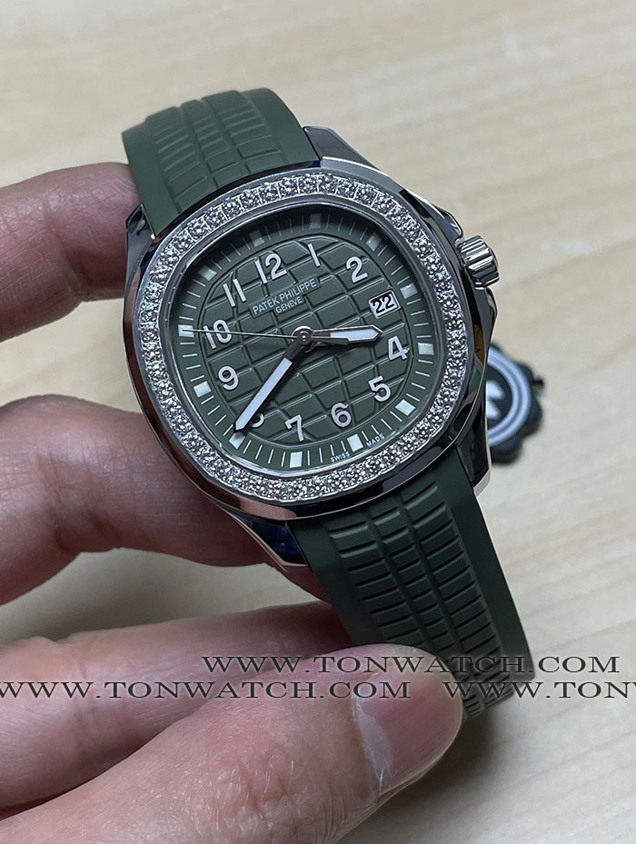 PATEK AQUANAUT 5267 ZF 38 MM.