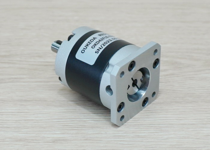 Precision Planetary Gearbox Ratio 20:1 NEMA17 Speed Reducer (Shaft: IN 5mm - OUT 8mm)