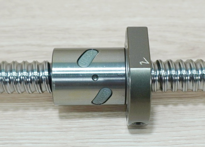 Set 1605: 16mm Ball Screw SFU1605-3 L= 500mm