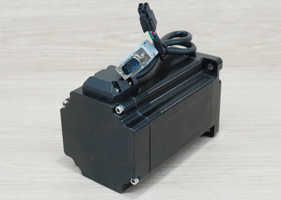 Hybrid Closed-Loop Stepper Motor (Nema34) 86HBS85 แรงบิด 8.5N.m 5.6A Shaft 14mm + HBS860H Driver
