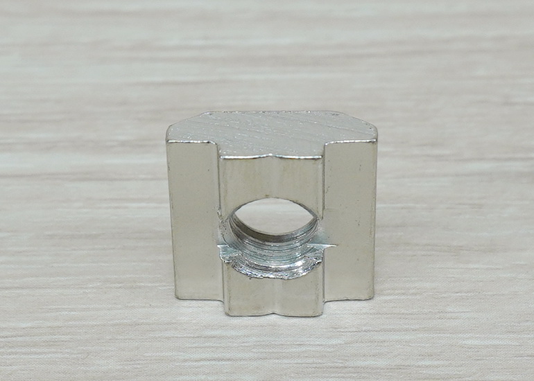 T-Nut M8 (20 ตัว/ชุด) สำหรับ Series 30 Alu Profile