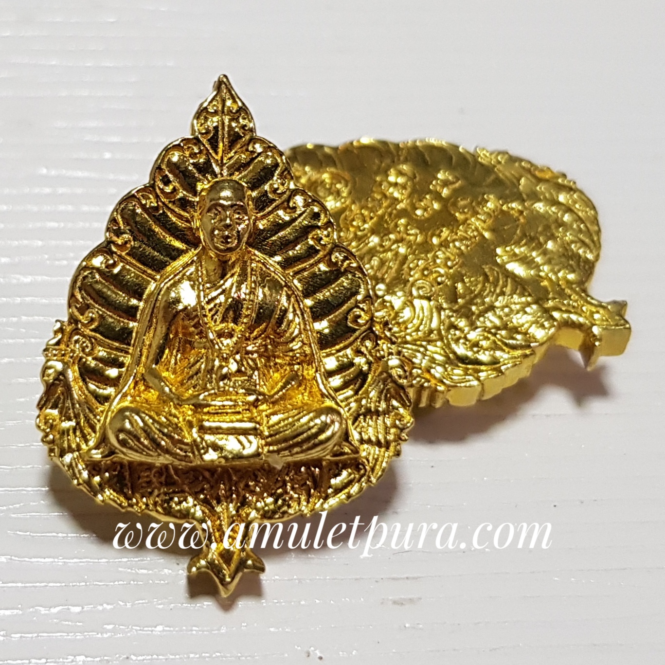 รูปเหมือนหลังใบโพธิ์ครูบาอริยชาติ (เนื้อทองทิพย์) วัดแสงแก้วโพธิญาณ จ.เชียงราย