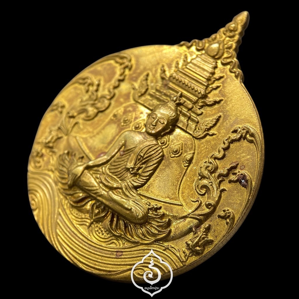 เหรียญพุทธศิลป์แห่งสยาม พระพุทธภาวนาวิริยะบารมี (เนื้อทองทิพย์ หลังบัวตูม) ปี61 วัดระฆังโฆสิตารามวรมหาวิหาร จ.กรุงเทพฯ (ตอกโค้ด หมายเลข 2 เลขมงคล)