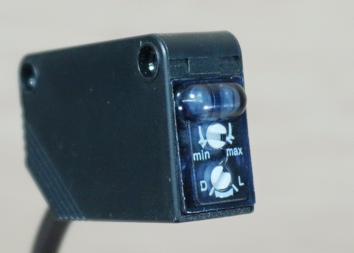 CX-482 Photoelectric Sensor 10-200 cm Detection Range (NPN, NO/NC)