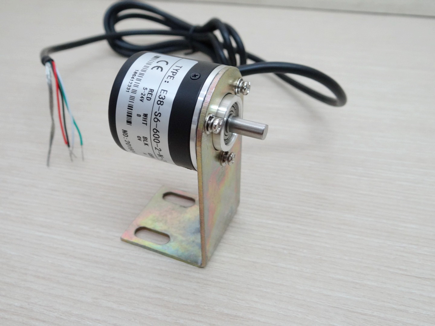 Encoders L-Bracket, Dia. 38mm Bore 20mm