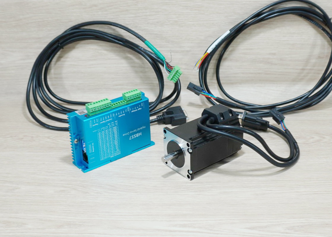 Hybrid Closed-Loop Stepper Motor (Nema23) 57HBS23 แรงบิด 2.3N.m 4A Shaft 8mm + HBS57 Driver