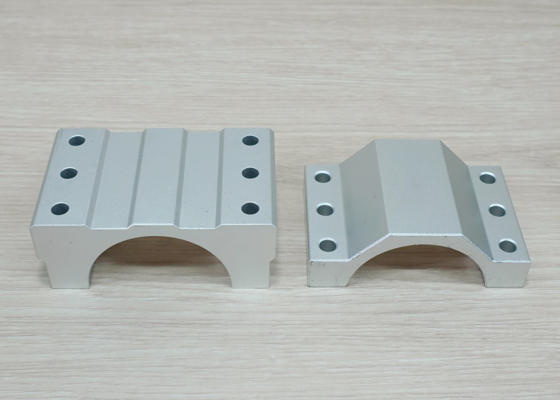 55mm Widened Type Clamp Mount Bracket (Split Fixing Frame 57x89x66mm - Screw M6)