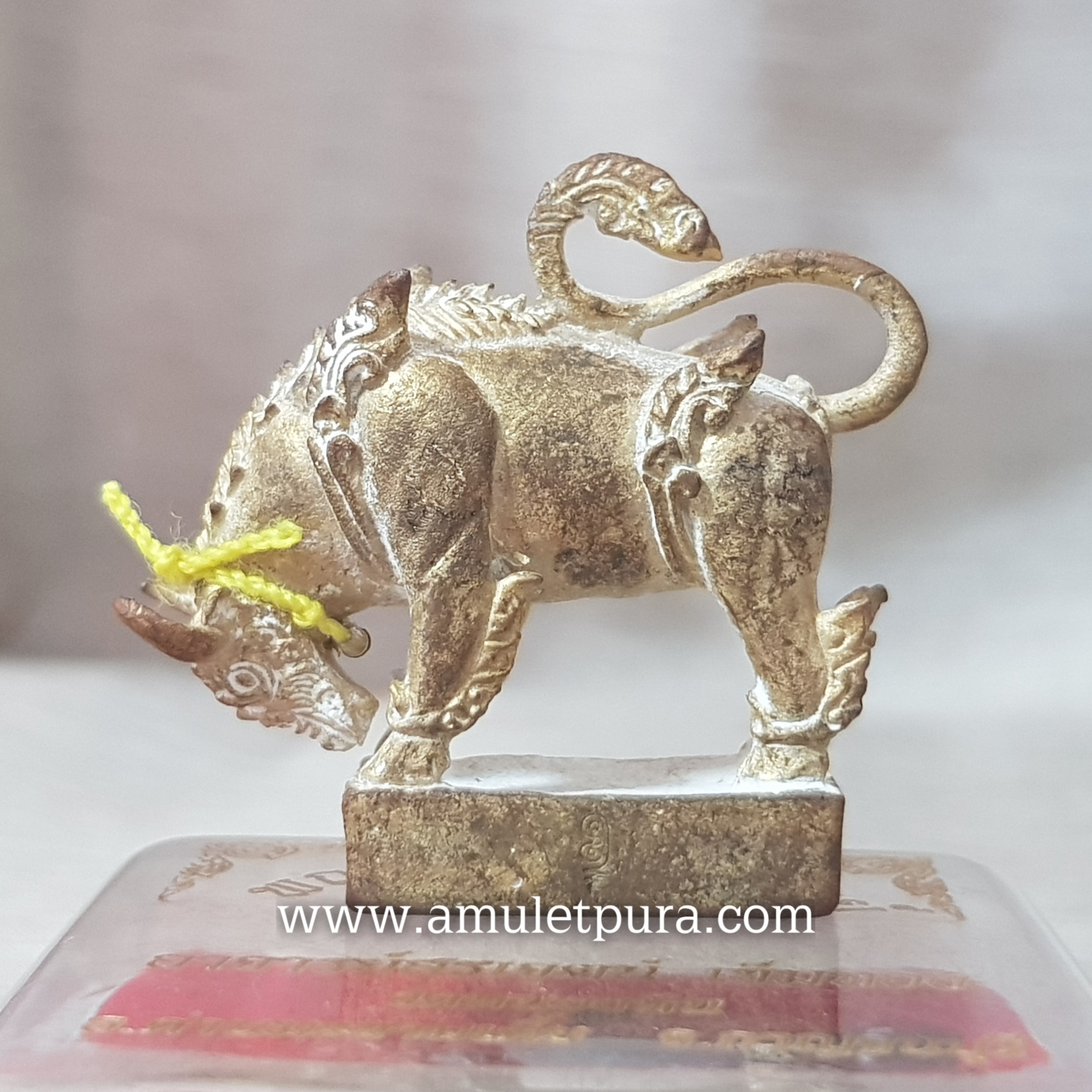 พญาวัว รุ่นพญาพฤษภเวทย์(เนื้อชนวน ตะกรุดเงิน)ปี59 พระอาจารย์สุรเจตน์ วัดหนองหิน จ.กาญจนบุรี(ตอกโค้ต พร้อมจารมือ หมายเลข ๑๓๒)