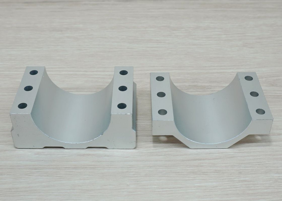 55mm Widened Type Clamp Mount Bracket (Split Fixing Frame 57x89x66mm - Screw M6)