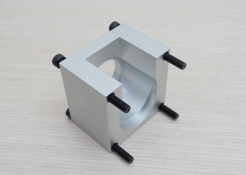 Nema23 (White) Aluminium Base Mounting Stepper Motor Bracket + Screw