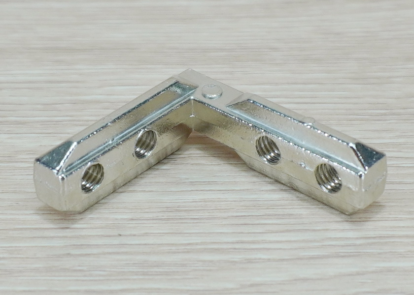 Inner Bracket 4-Hole สำหรับ Series 30 Alu Profile + น็อตยึด M6