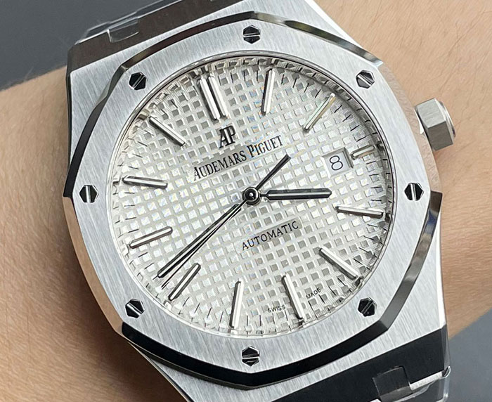 AP ROYAL OAK 15400 ZF V.3 WHITE DIAL