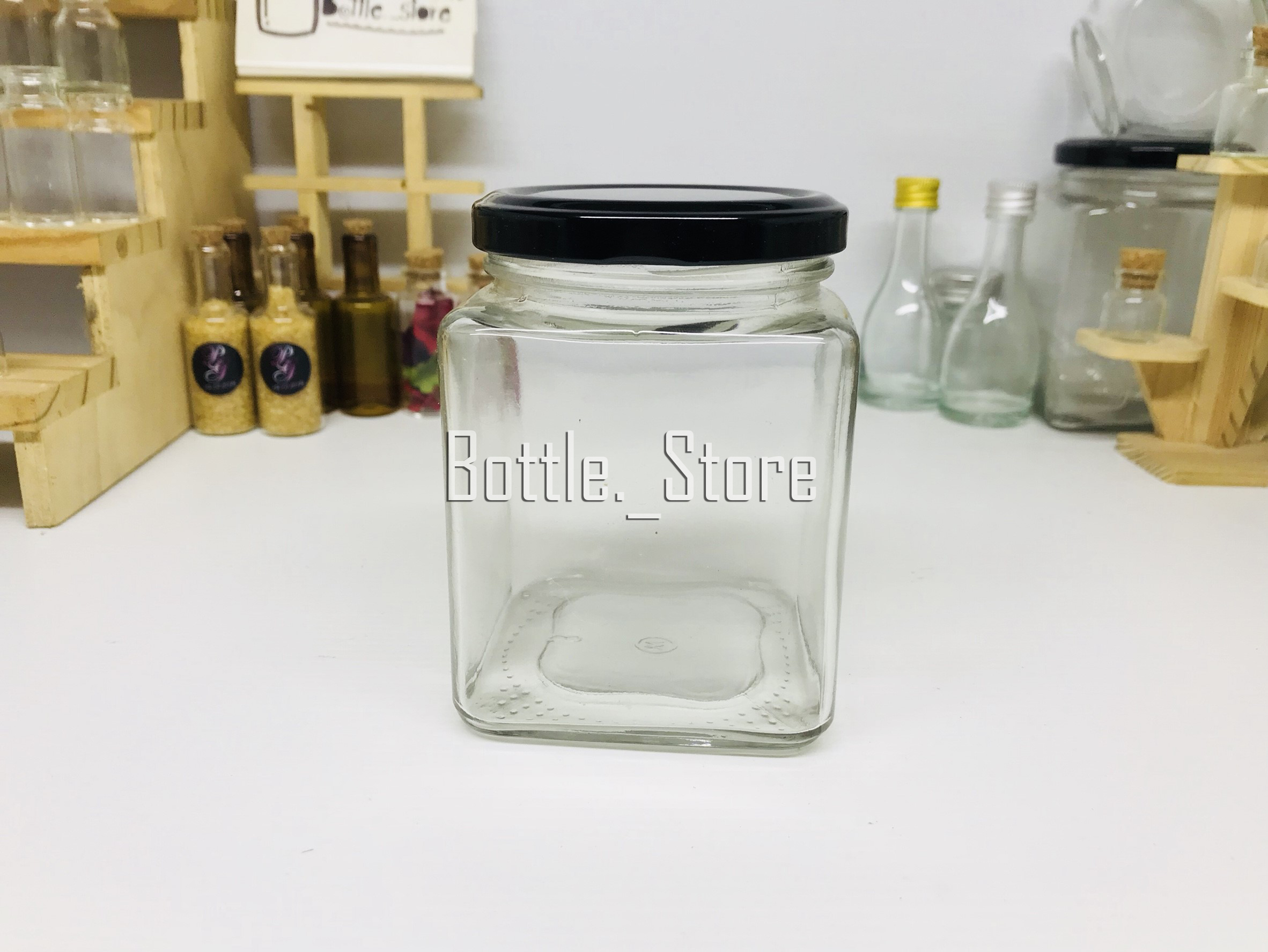 ขวดแก้ว สี่เหลี่ยม 380ml ฝาเกลียวล็อคสีดำ