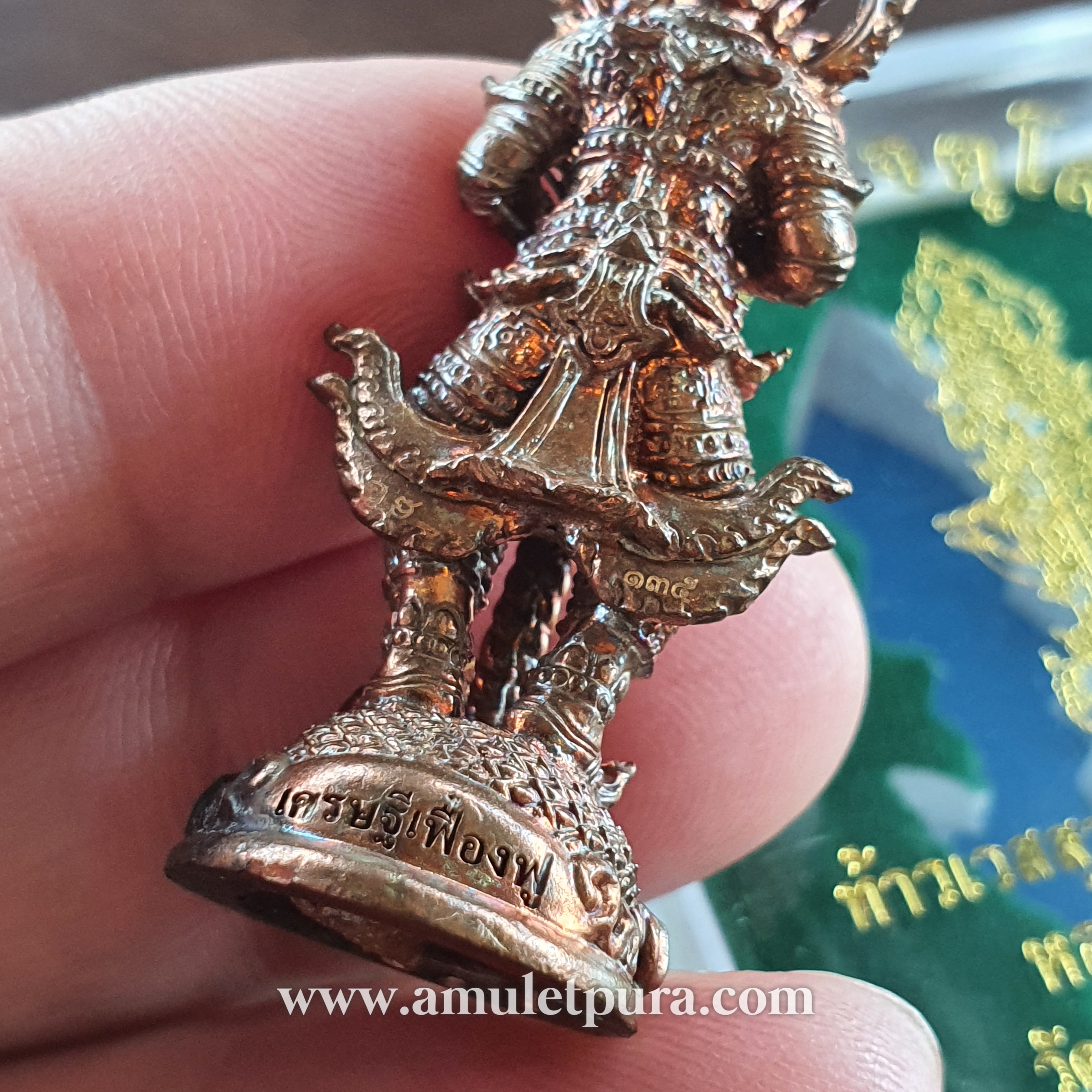 1 ใน 299 แจกศูนย์จอง ท้าวเวสสุวรรณหน้ายักษ์ (เนื้อสัมฤทธิ์ผิวไฟ) รุ่นเศรษฐีเฟื่องฟู ปี60 หลวงพ่อฟู วัดบางสมัคร จ.ฉะเชิงเทรา (ใต้ฐานอุดเทียนชัย มีโค้ด หมายเลข 135 แจกศูนย์จอง)