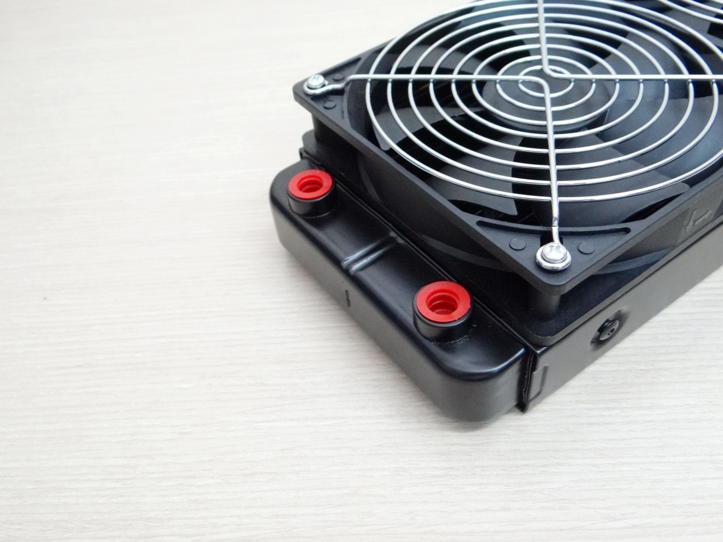 360mm Aluminum Radiator Water Cooling 18 Tube Heat Exchanger หัวเกลียว 1/8BSP (9.5mm) + 3 Fan 12V DC