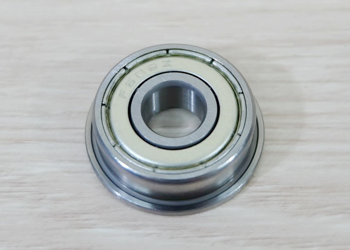 F608ZZ (8x22x7mm) Flange Deep Groove Ball Bearing