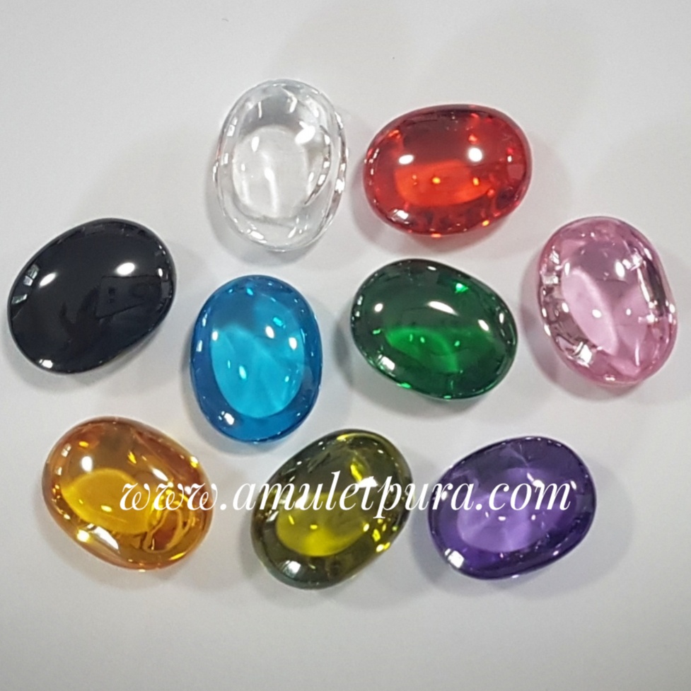 เพชรพญานาค ชุดนพเก้า(9 เม็ด 9 สี)สัณฐานเหมือนพลอยหลังเบี้ย(รูปรี)ขนาด1.5ซ.ม.