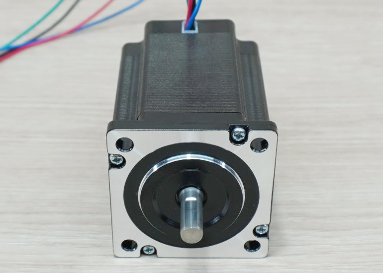 Leadshine - Stepper Motor (Nema 23) แรงบิด 3.1N.m 5A Shaft 8mm (D57CM31X)