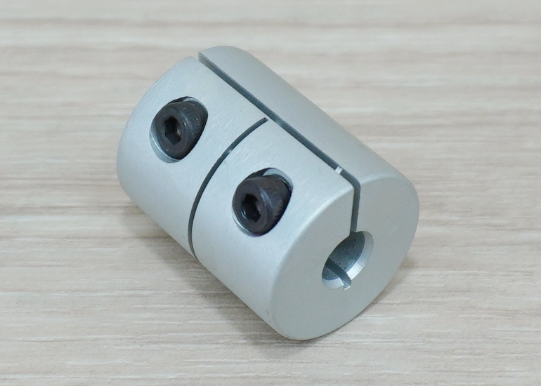 5 x 10 mm SB-Rigid Flexible Shaft Coupling D20 L25 mm (Hex Screw)