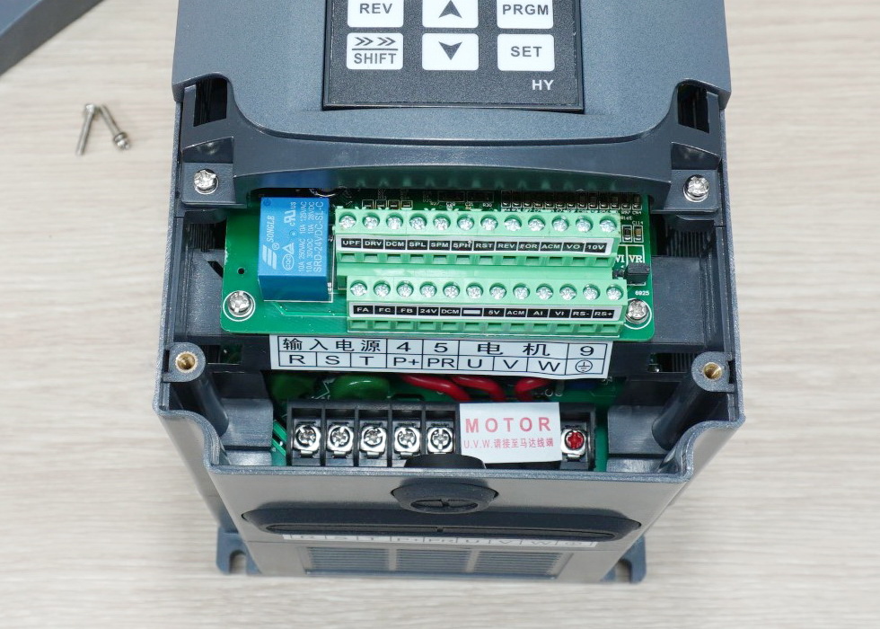 VFD Spindle Inverter 220V 1.5kw (HY01D523B)