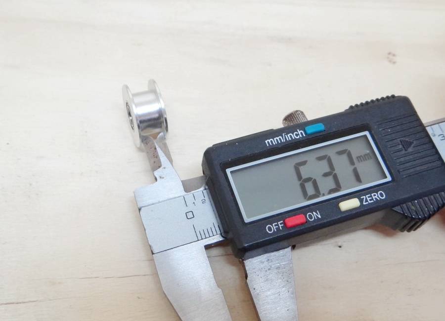 Pulley Wheel ไม่มีฟันแบบ 20 ฟัน 2GT width 6mm belt (Bore 5mm)