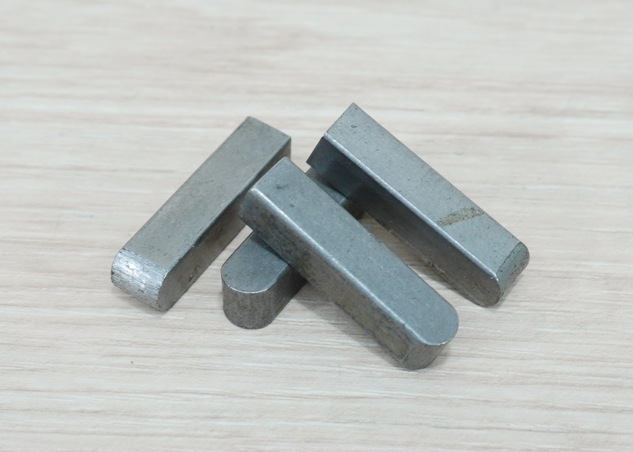 Flat Key Pin 6*6*25 Carbon Steel A-type Round Head Square (แพ็ค 4 ชิ้น)
