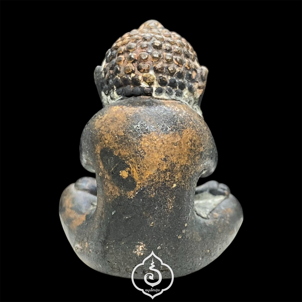 พระปิดตาเทพบันดาล หลวงปู่สอ อายุ 113 ปี (เนื้อมหาชนวน เทเพชรฆาตฤกษ์) ปี61 วัดโพธิ์ศรี จ.นครพนม (ก้นอุดเทียนชัย อุดมวลสารว่านเครือร้อยปลา มีโค้ด หมายเลข 2930)