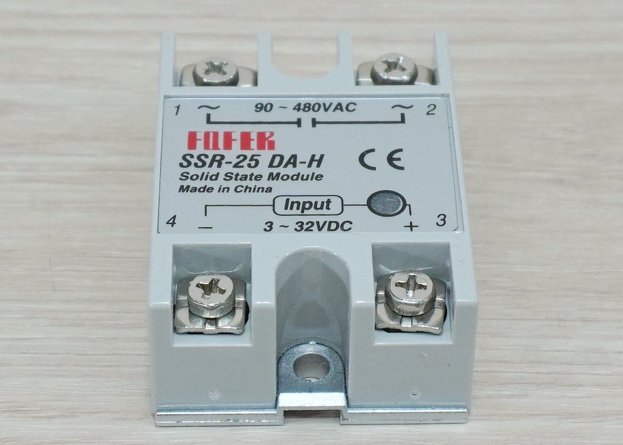 Solid State Relay, SSR-25DA-H, input 3-32VDC output 90-480VAC, 25A