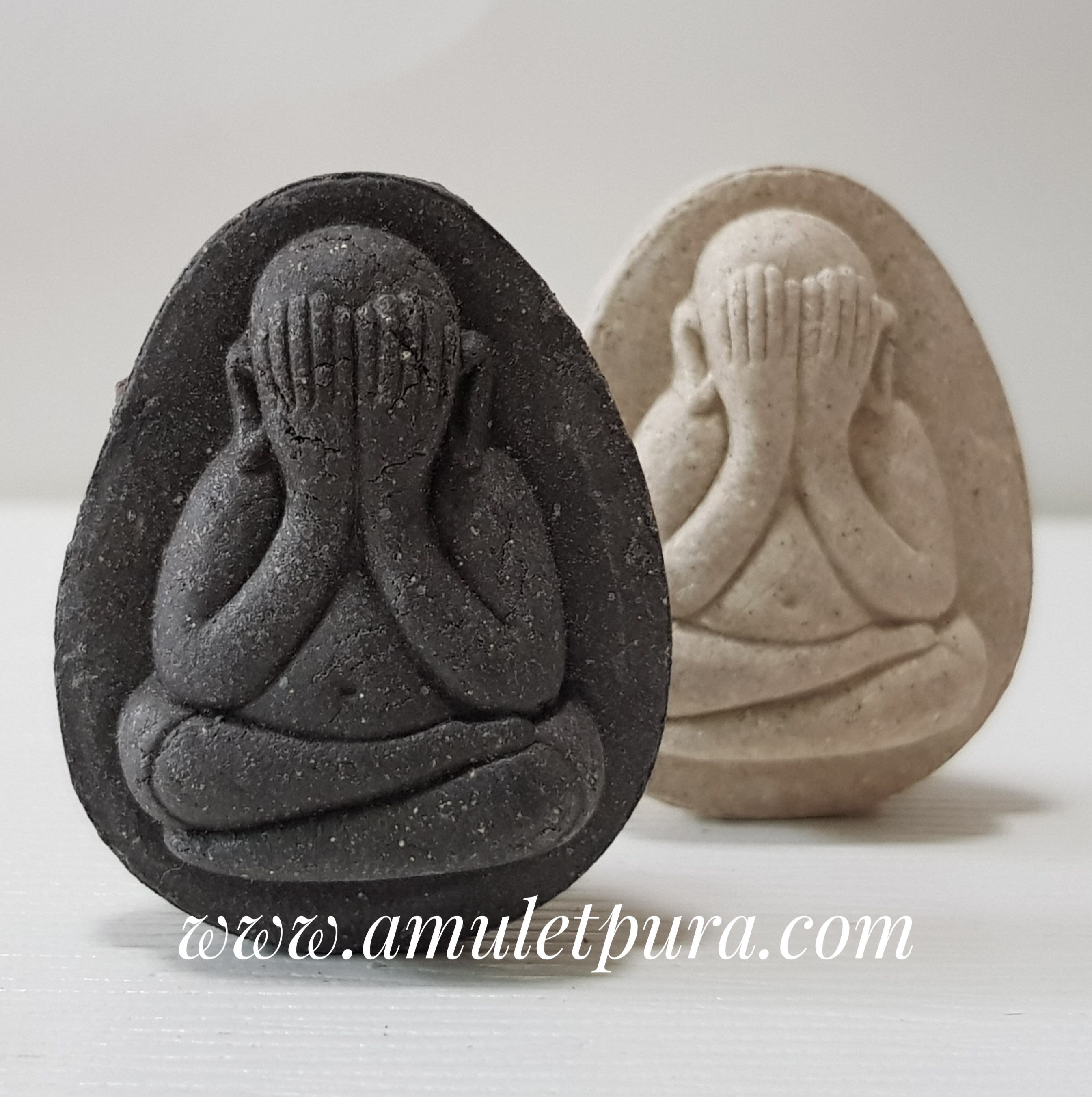 พระปิดตา (พิมพ์ใหญ่ เนื้อผงใบลาน) รุ่น1 ครูบาวัง วัดเชตวัน จ เชียงใหม่