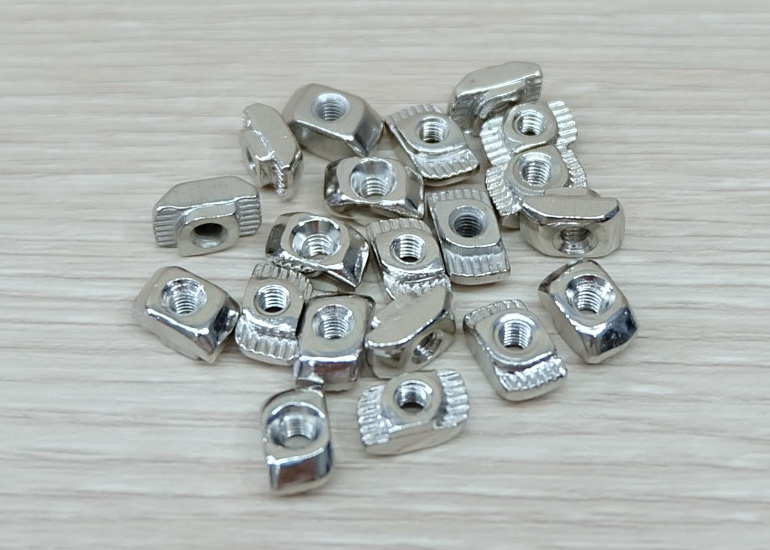 Free Nut M3 (20 ตัว/ชุด) สำหรับ Series 20 Alu Profile
