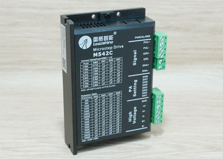 M542C (Leadshine) Microstep Driver Peak 4.2A, 24-48 VDC 2-phase