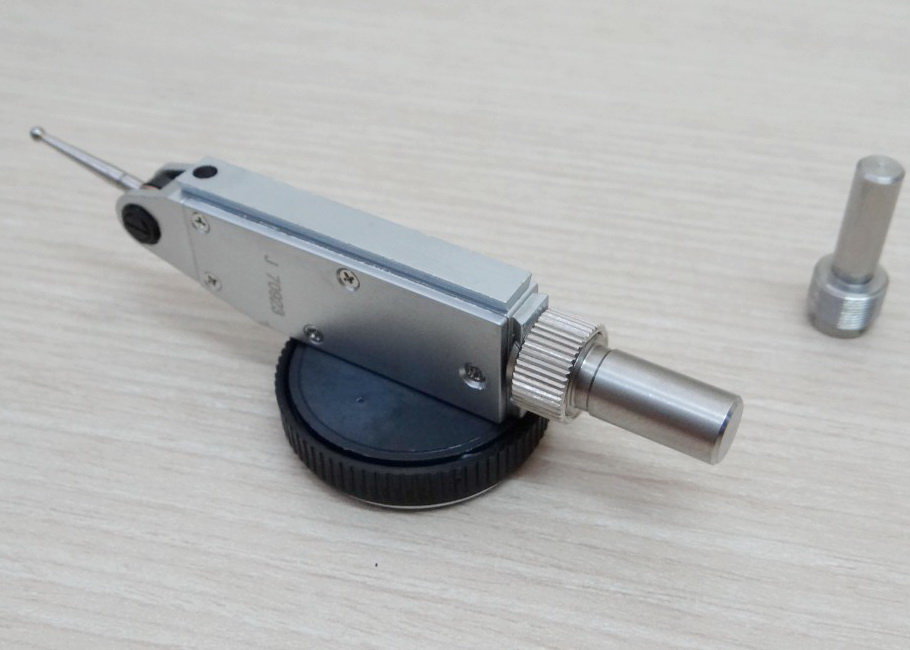 Syntek, 0-0.8mm shockproof Dial Test lever Indicator 0.01mm (diameter yellow face 33.5mm) Accuracy ±0.01mm