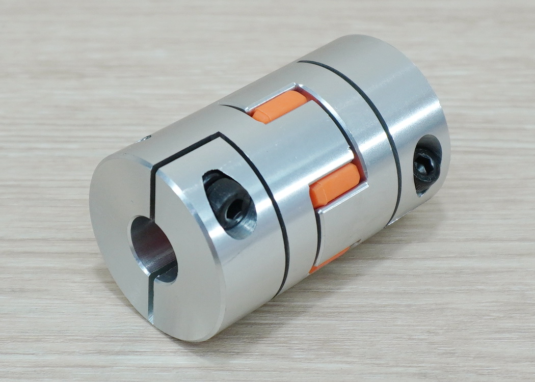 14 x 17 mm XB-Plum Flexible Shaft Coupling D40 L66