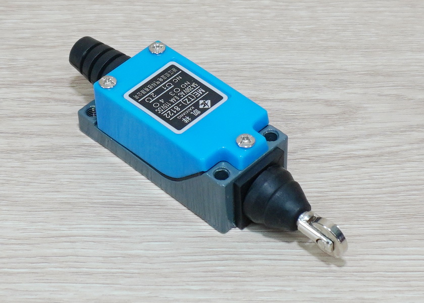 ME(TZ)-8122 Limit Switch AC 250V/5A (Copper Contacts) IP64
