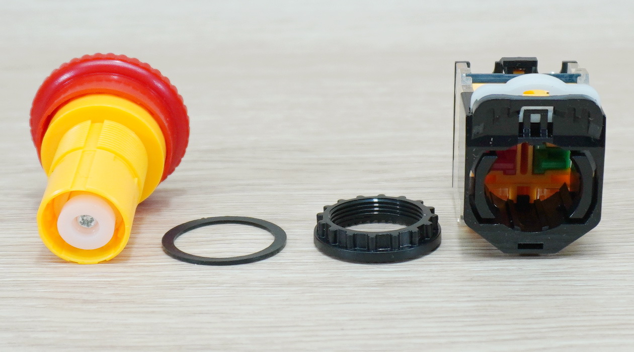 LA38-11ZS (มาร์คลูกศรขาว) Emergency Stop Push Button Switch (1NO/1NC) AC440V(Max) 10A