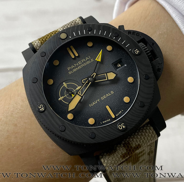 PAM1513 VSF Carbotech GMT Navy Seals 44 MM