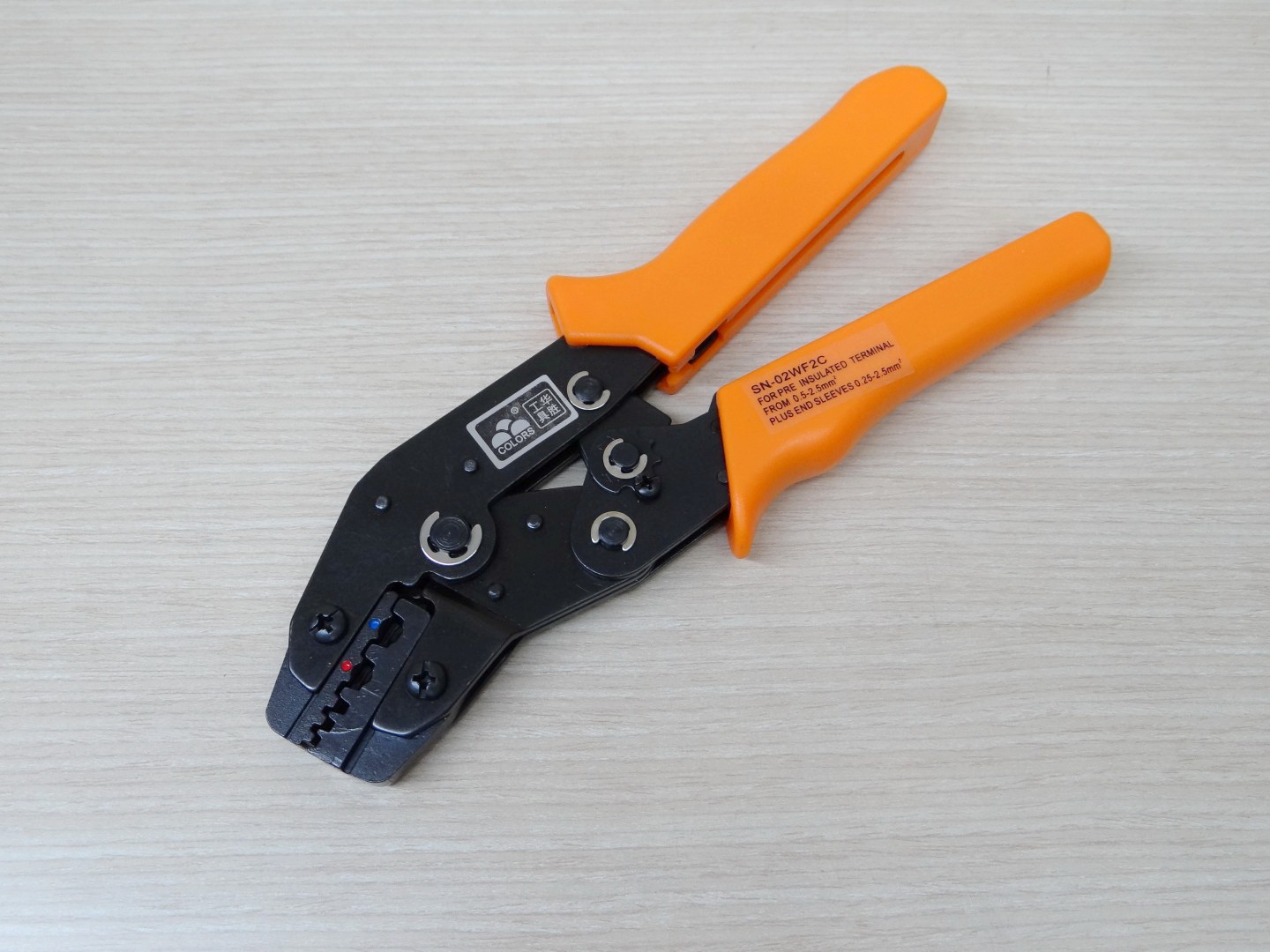 SN-02WF2C คีมเข้าหัวสายไฟ Crimping plier hand tool wire 0.14 - 2.5mm AWG 20-13