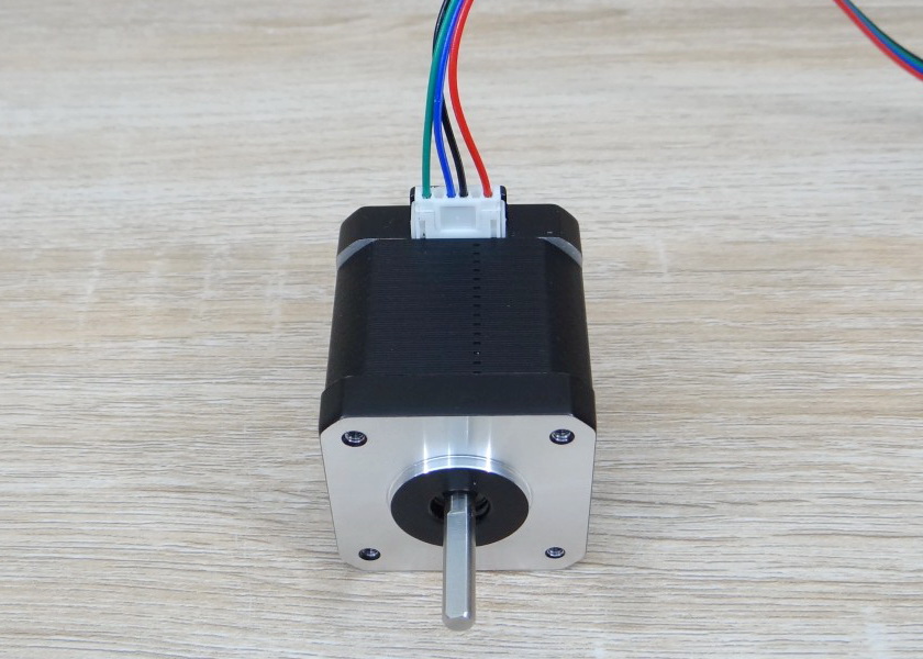 Usongshine - Stepper Motor (Nema17) แรงบิด 48 N.cm 1.5A (17HS8401S) Black End