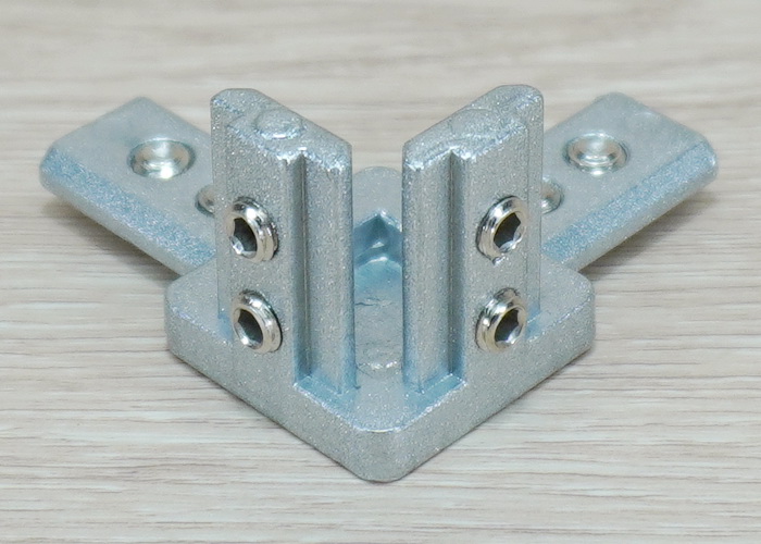 3 Way L-Bracket สำหรับ Series 30 Alu Profile (8-Hole)