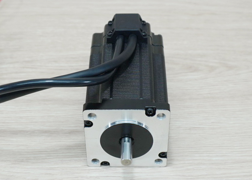 D57CME31 Closed Loop Stepper Motor (Nema 23) แรงบิด 3.1N.m 5A Shaft 8mm + CL57C Driver