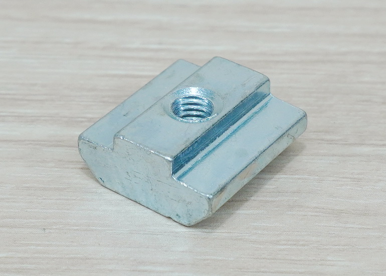 T-Nut M5 (20 ตัว/ชุด) 18x8mm สำหรับ 40 Alu Profile