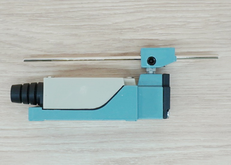 ME(TZ)-8107 Limit Switch AC 250V/6A (Silver Contacts) IP65