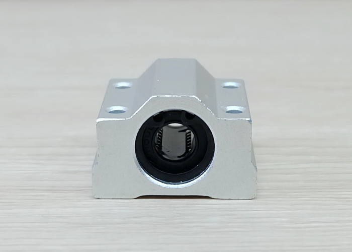 SCS10UU Linear Ball Bearing Block 10mm