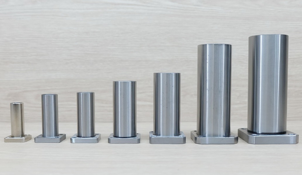 LMK16LUU 16x28x70mm Square Flange Long Linear Ball Bearing 16mm