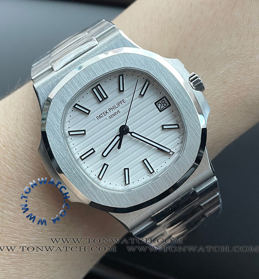 PATEK5711WHITE PATEK NAUTILUS 5711 3KF
