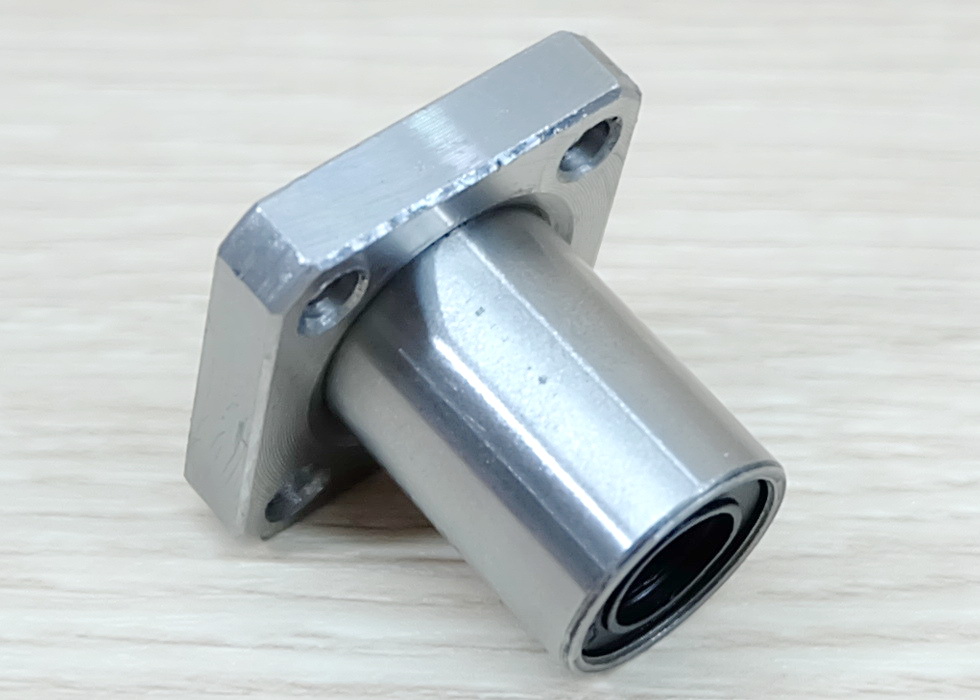 LMK8UU 8x15x24mm Square Flange Linear Ball Bearing 8mm