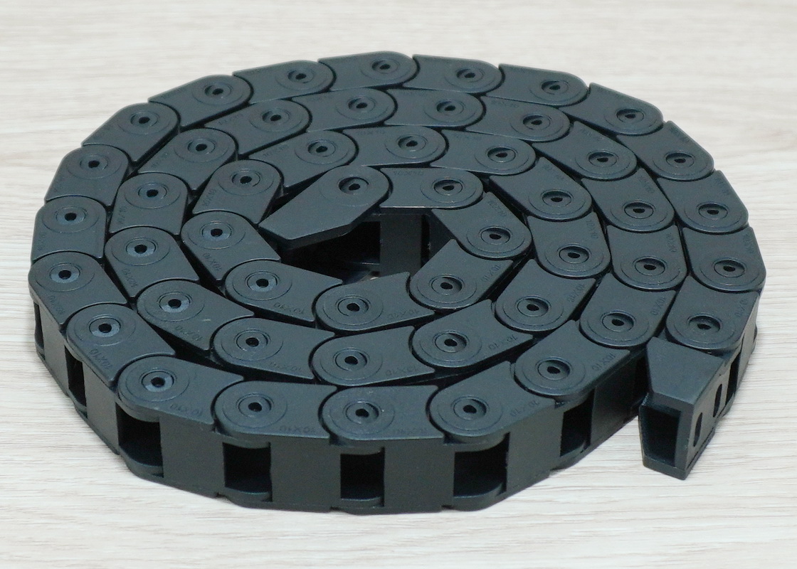 10 X 10 mm Cable Drag Chain R18mm ยาว 1M และ End Connectors