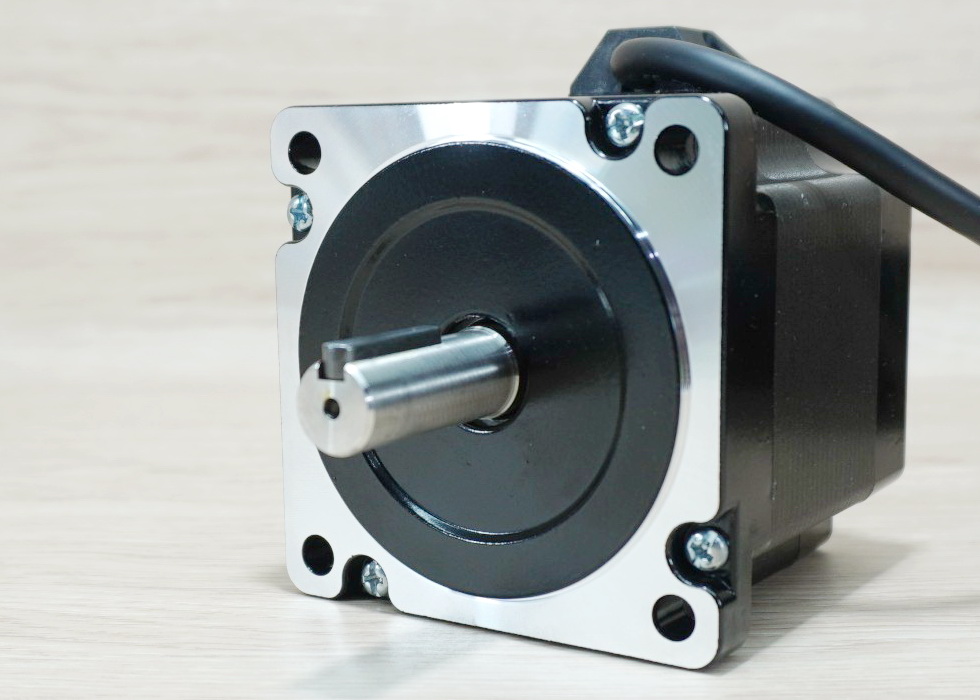 Stepper Motor (Nema34) แรงบิด 4.5N.m 5A Shaft 14mm (86BYGH250A) - 5m Cable